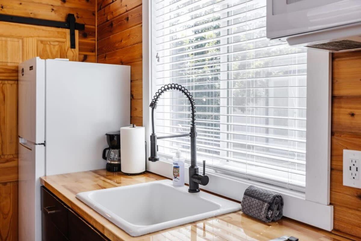 Apple Valley Harrington Tiny Houseヴィラ エクステリア 写真
